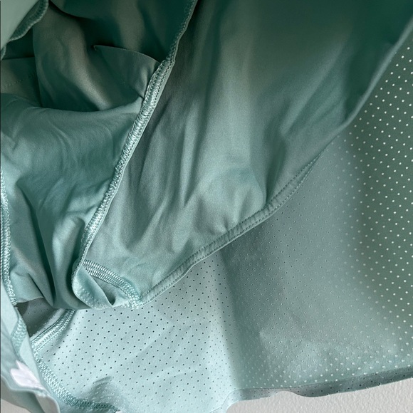 Lululemon Athletica Mint Green Men's Athletic Shorts - Picture 7 of 7